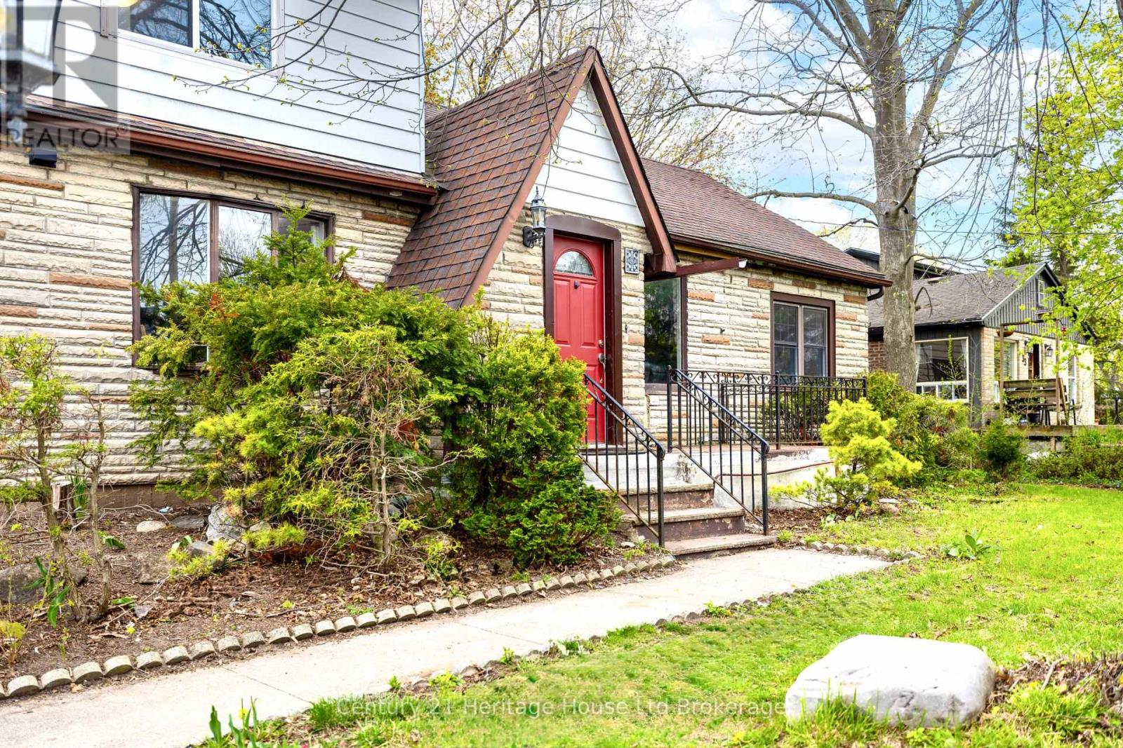 31 Wethered Street, London East, Ontario  N5Y 1G8 - Photo 3 - X13238092
