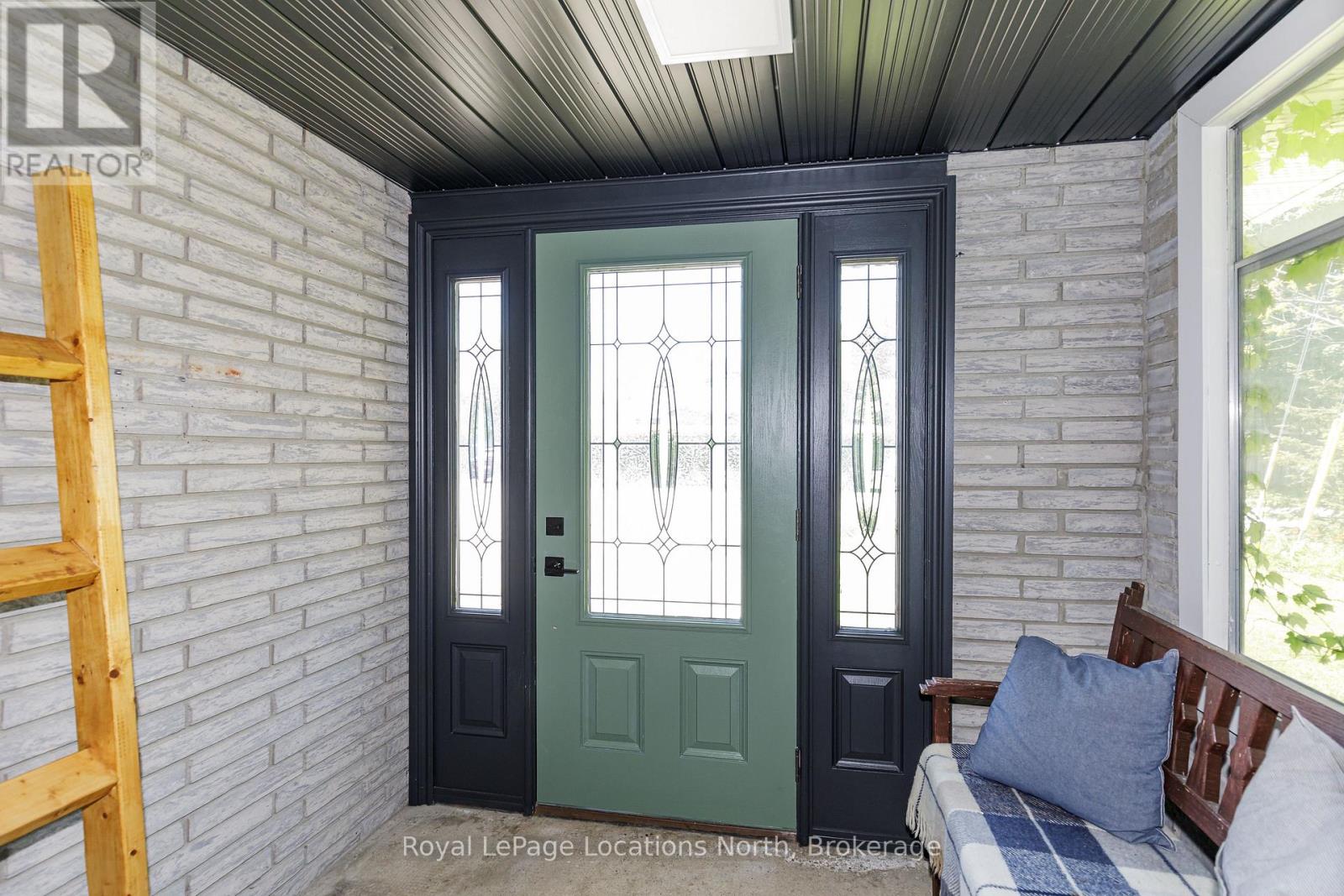 131 Albert Street, Collingwood, Ontario  L9Y 3Y4 - Photo 4 - S13238162