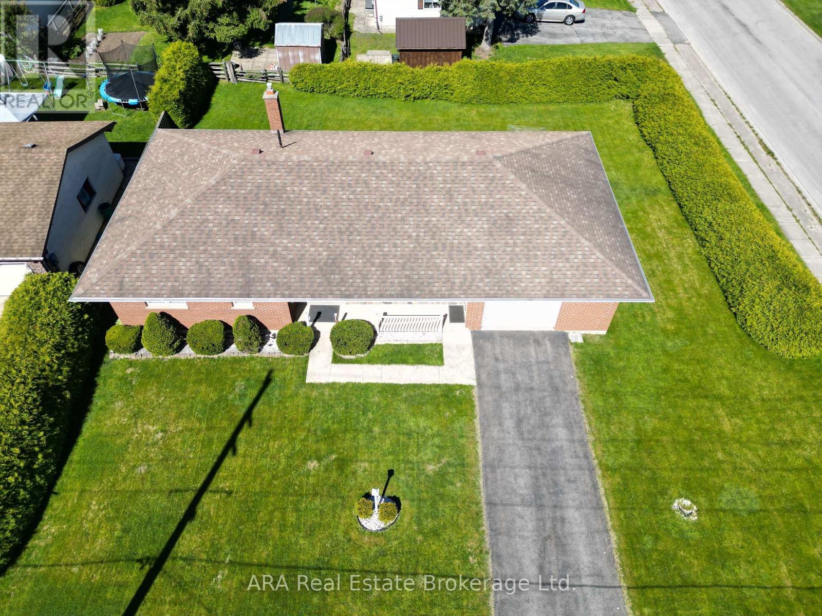 66 Union Street, Meaford, Ontario  N4L 1E6 - Photo 2 - X13238420