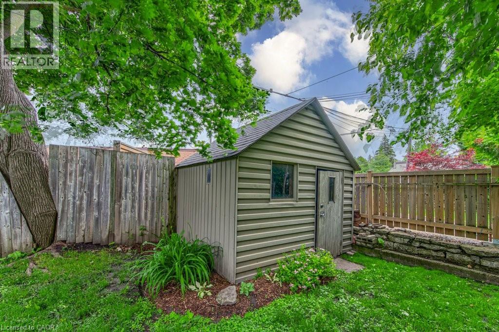 26 St. Leger Street, Kitchener, Ontario  N2H 4L9 - Photo 33 - 40836547