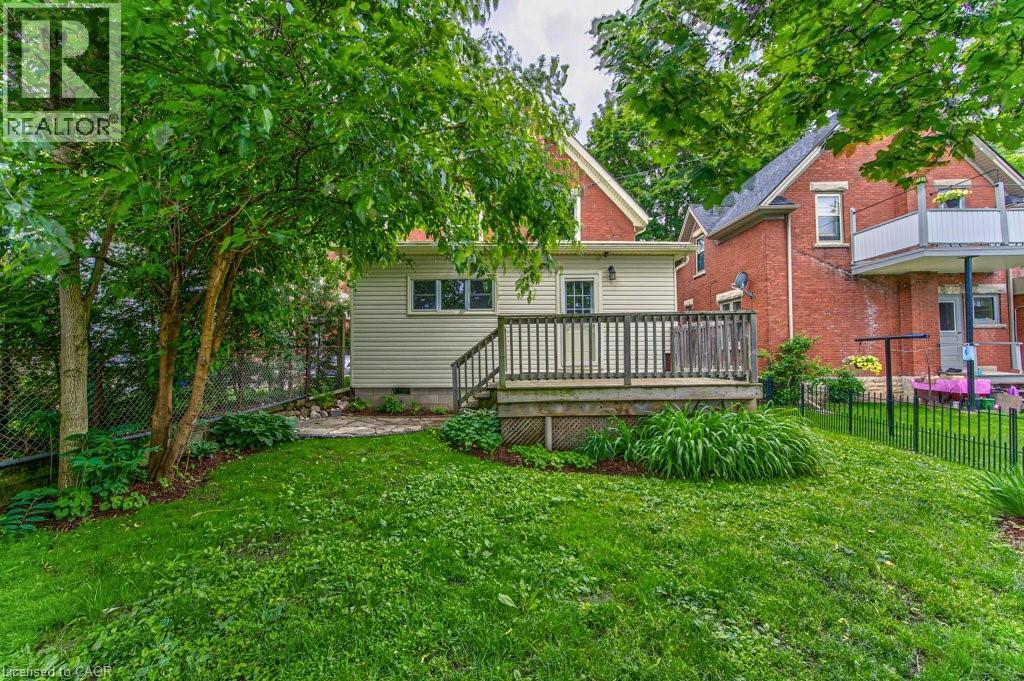 26 St. Leger Street, Kitchener, Ontario  N2H 4L9 - Photo 36 - 40836547