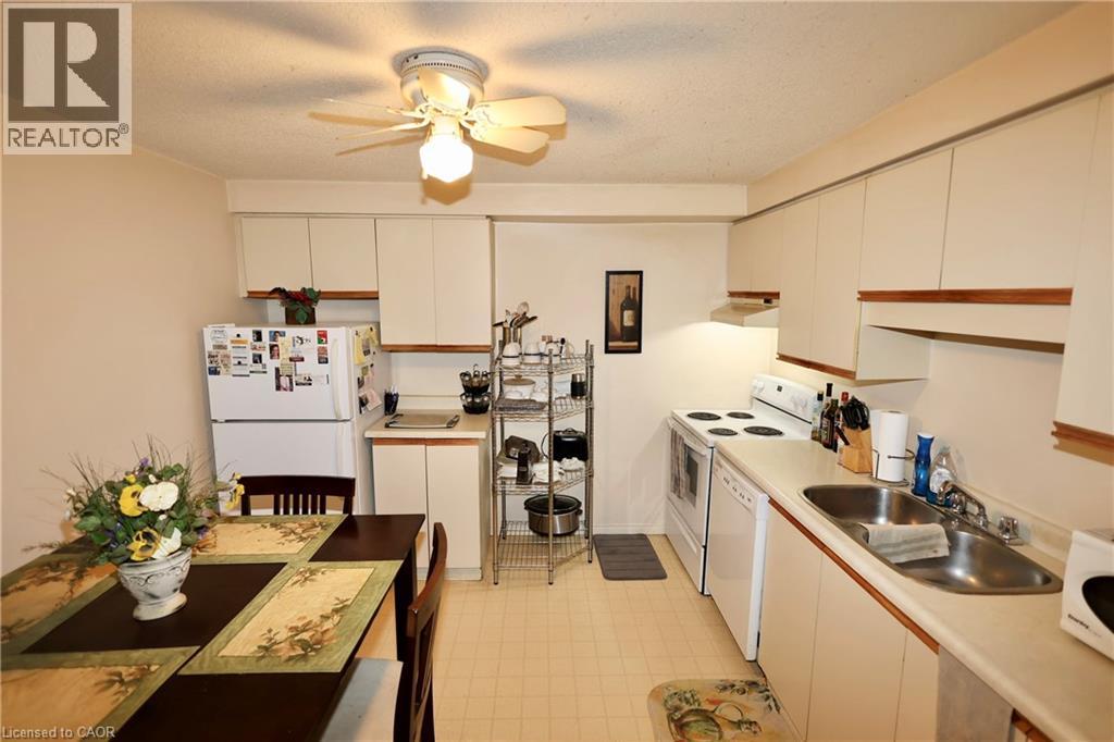 55 Green Valley Drive Unit# 404, Kitchener, Ontario  N2P 1Z6 - Photo 5 - 40832993
