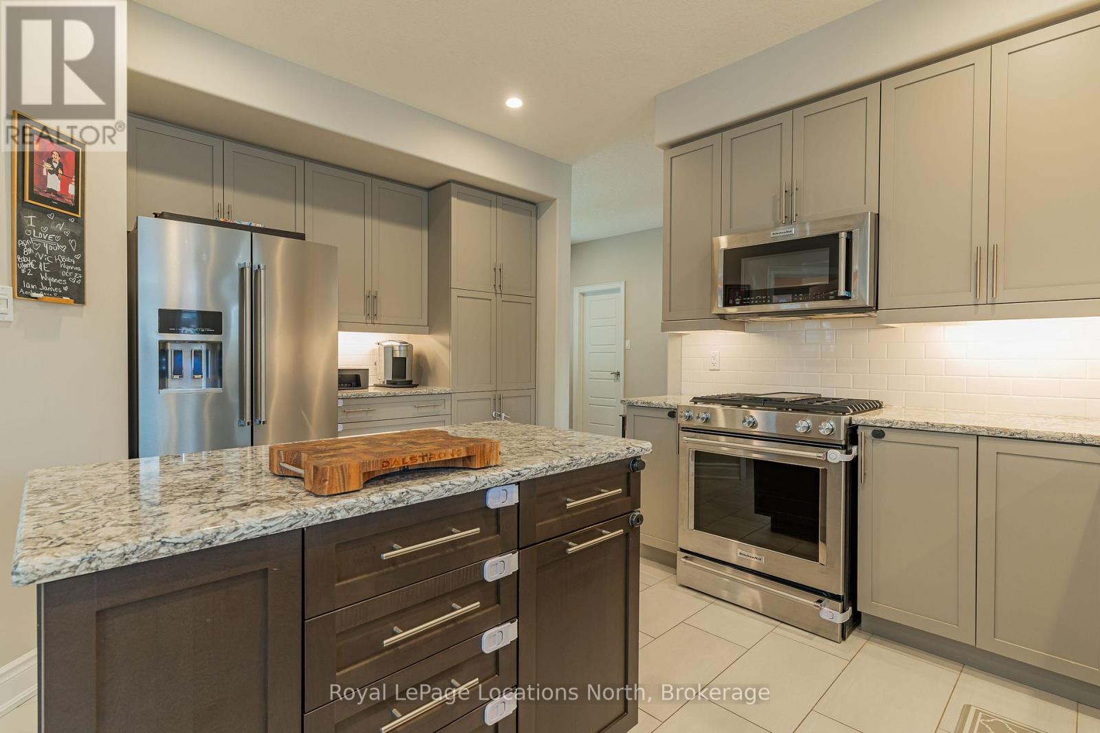 14 Wilson Street, Collingwood, Ontario  L9Y 0Y9 - Photo 8 - S13238890