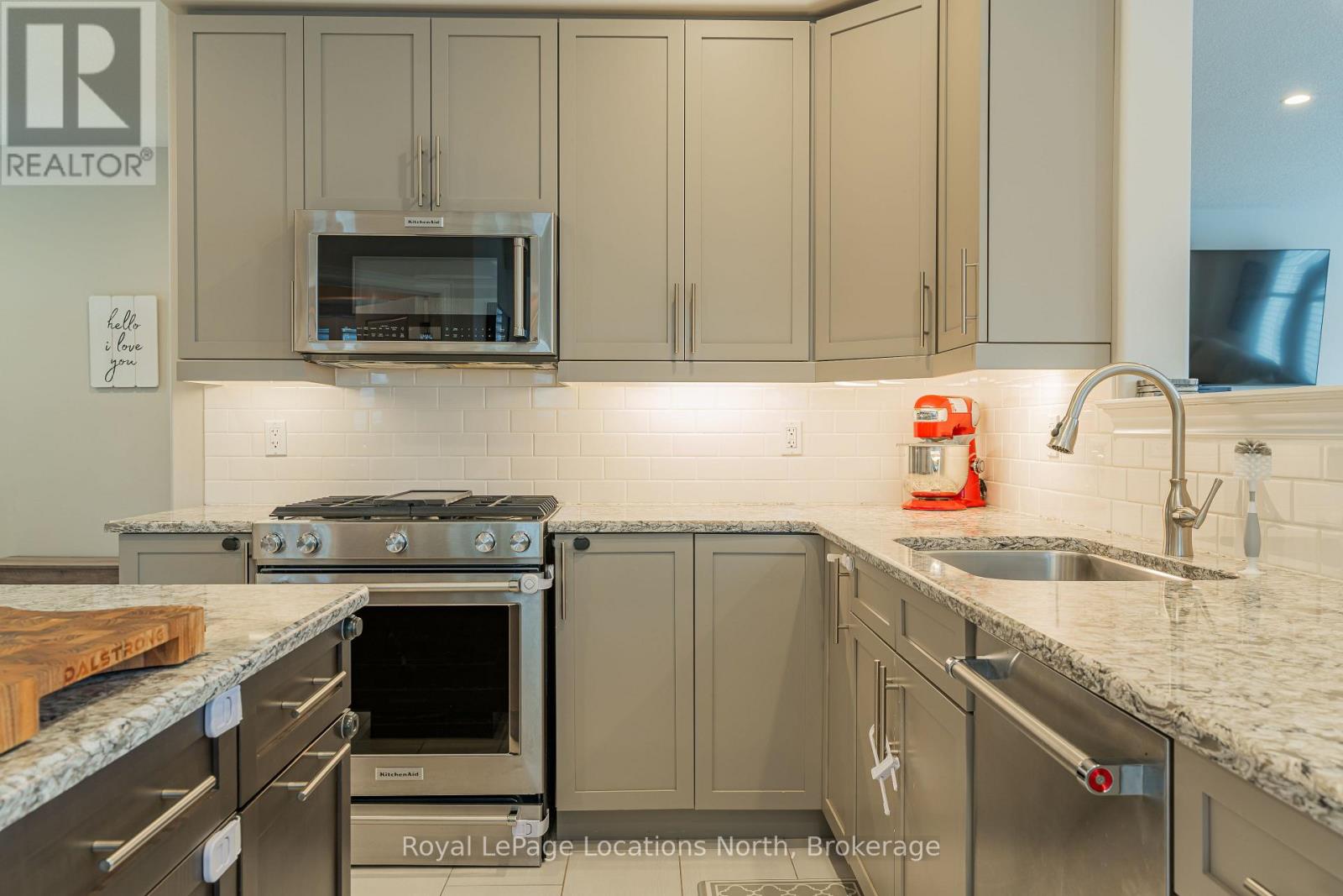 14 Wilson Street, Collingwood, Ontario  L9Y 0Y9 - Photo 9 - S13238890