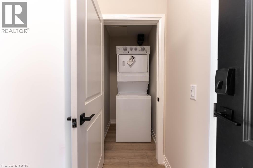 120 Springvalley Crescent Unit# 104, Hamilton, Ontario  L9C 0G2 - Photo 16 - 40836610
