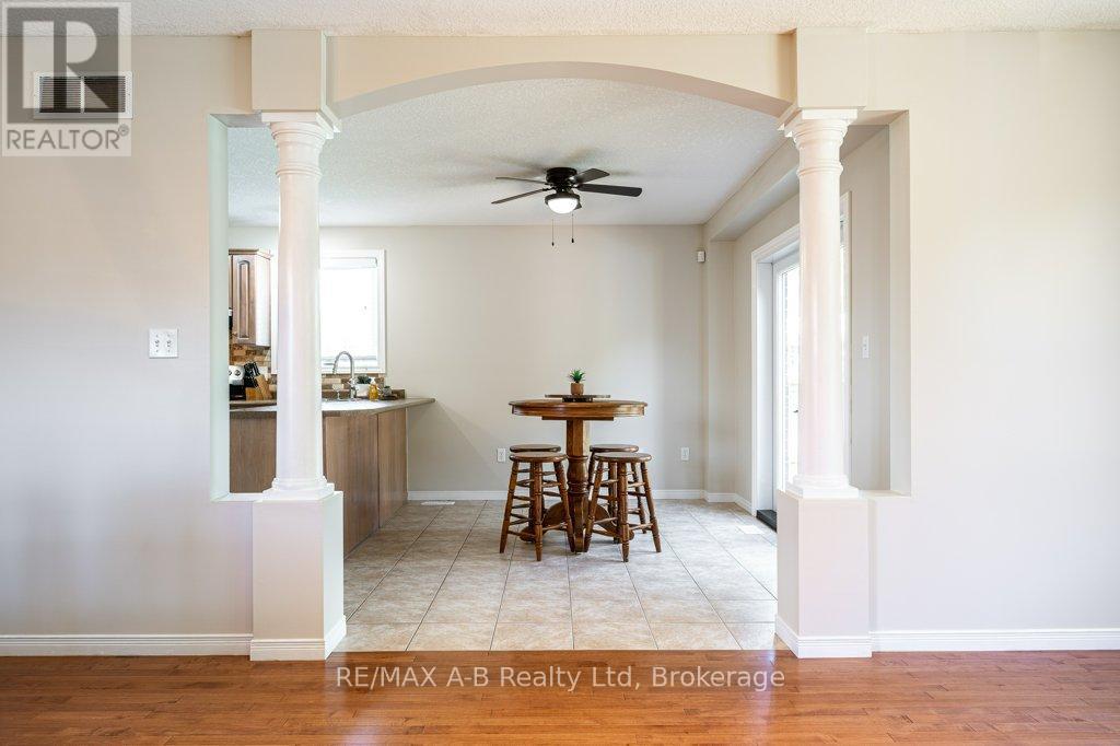 310 Wettlaufer Street, East Zorra-Tavistock, Ontario  N0B 2R0 - Photo 14 - X13238808