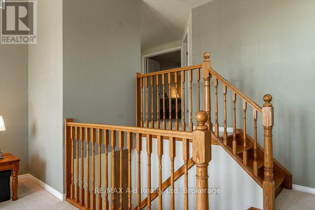 310 Wettlaufer Street, East Zorra-Tavistock, Ontario  N0B 2R0 - Photo 19 - X13238808