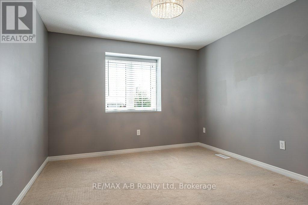 310 Wettlaufer Street, East Zorra-Tavistock, Ontario  N0B 2R0 - Photo 28 - X13238808