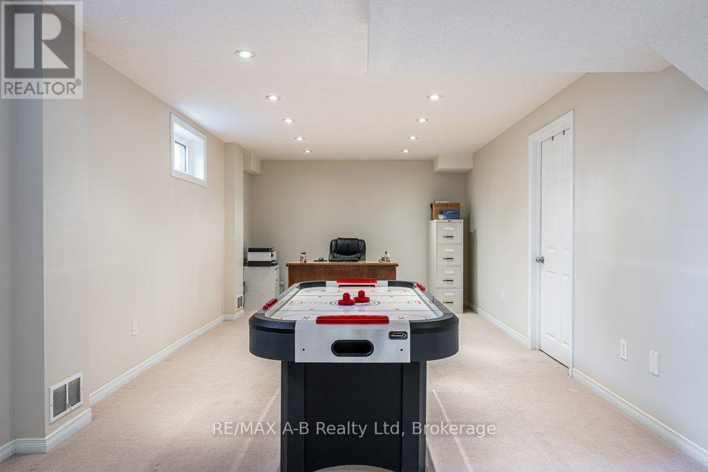 310 Wettlaufer Street, East Zorra-Tavistock, Ontario  N0B 2R0 - Photo 35 - X13238808