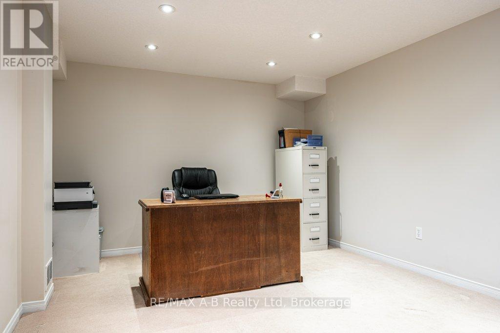 310 Wettlaufer Street, East Zorra-Tavistock, Ontario  N0B 2R0 - Photo 37 - X13238808