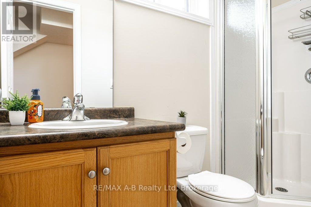 310 Wettlaufer Street, East Zorra-Tavistock, Ontario  N0B 2R0 - Photo 39 - X13238808