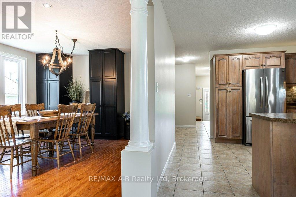 310 Wettlaufer Street, East Zorra-Tavistock, Ontario  N0B 2R0 - Photo 8 - X13238808