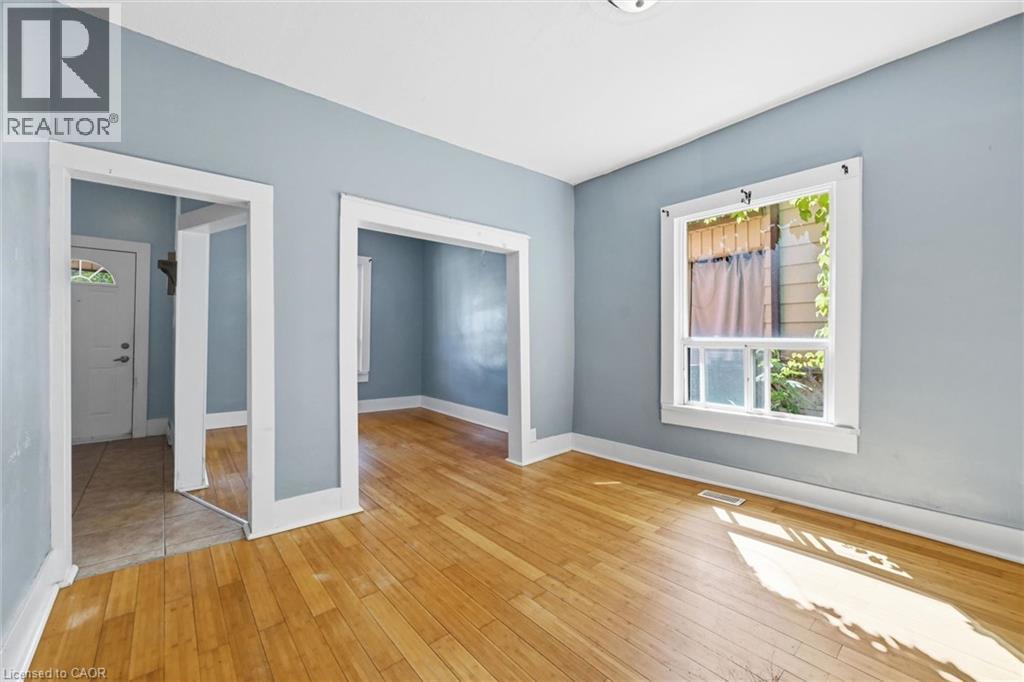 343 Cumberland Avenue, Hamilton, Ontario  L8M 2A4 - Photo 10 - 40834118