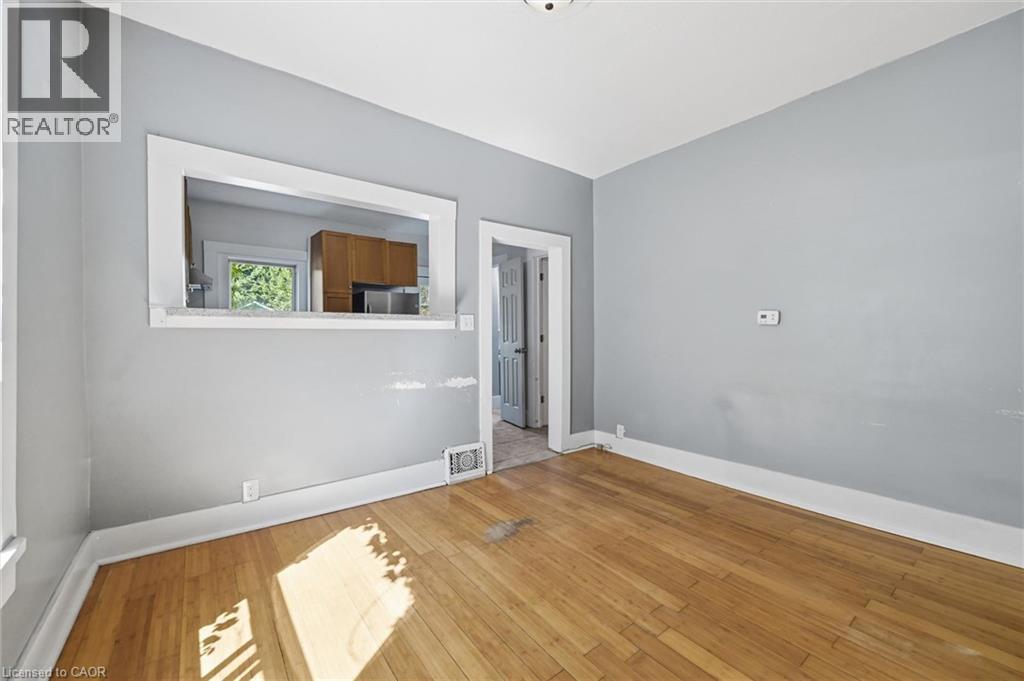 343 Cumberland Avenue, Hamilton, Ontario  L8M 2A4 - Photo 11 - 40834118