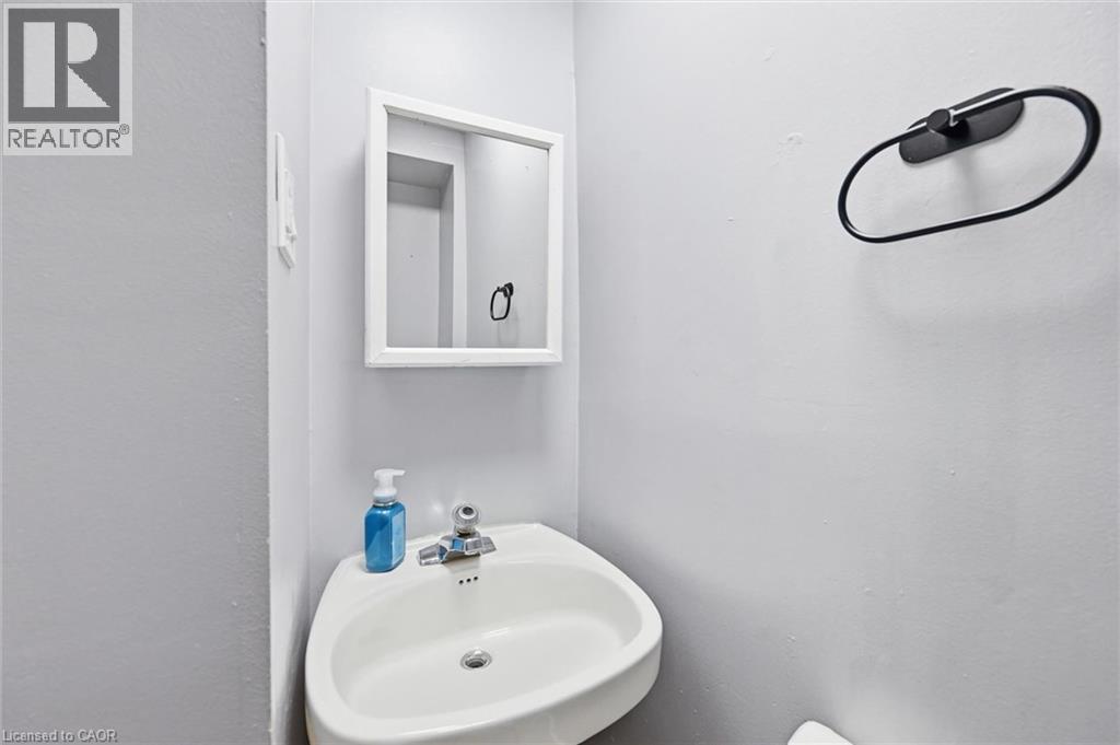 343 Cumberland Avenue, Hamilton, Ontario  L8M 2A4 - Photo 17 - 40834118
