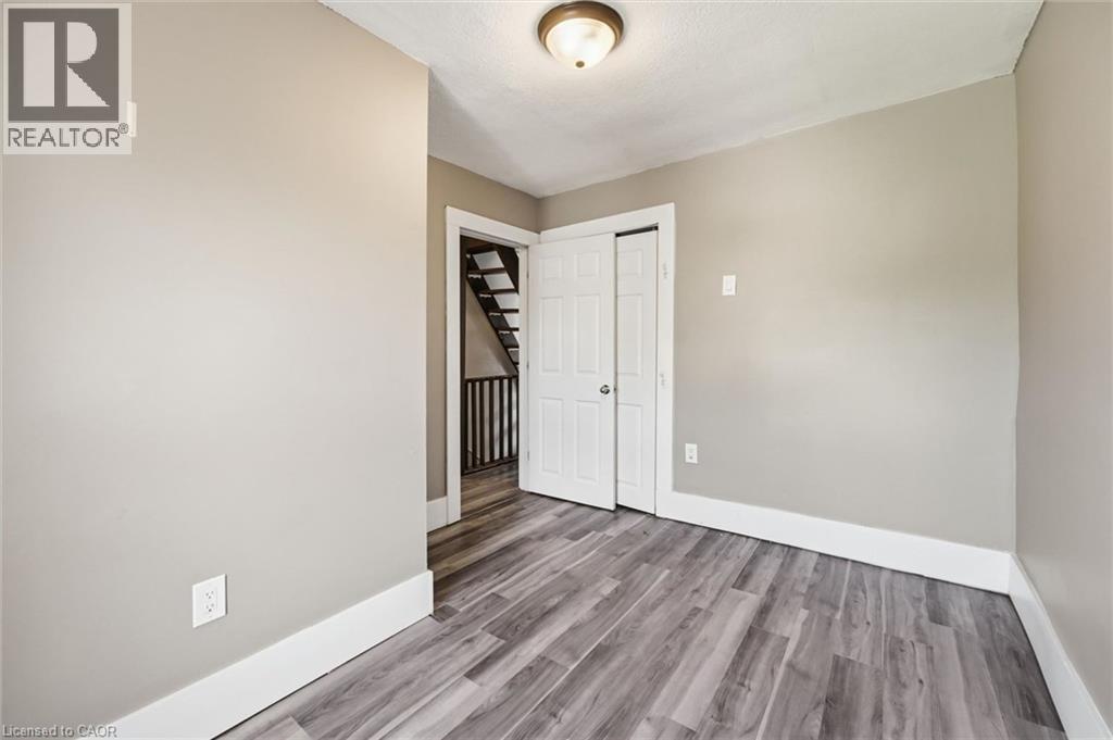 343 Cumberland Avenue, Hamilton, Ontario  L8M 2A4 - Photo 22 - 40834118