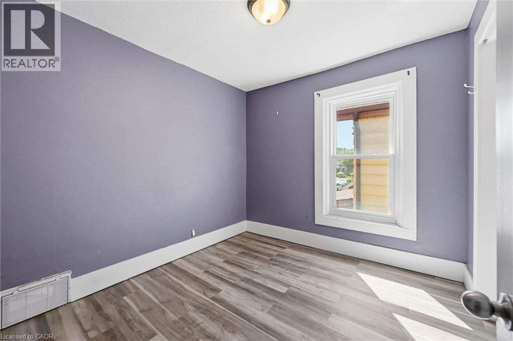 343 Cumberland Avenue, Hamilton, Ontario  L8M 2A4 - Photo 23 - 40834118