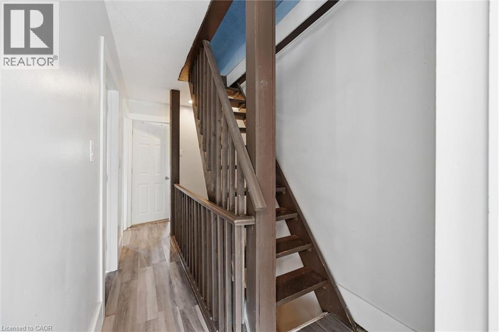 343 Cumberland Avenue, Hamilton, Ontario  L8M 2A4 - Photo 28 - 40834118