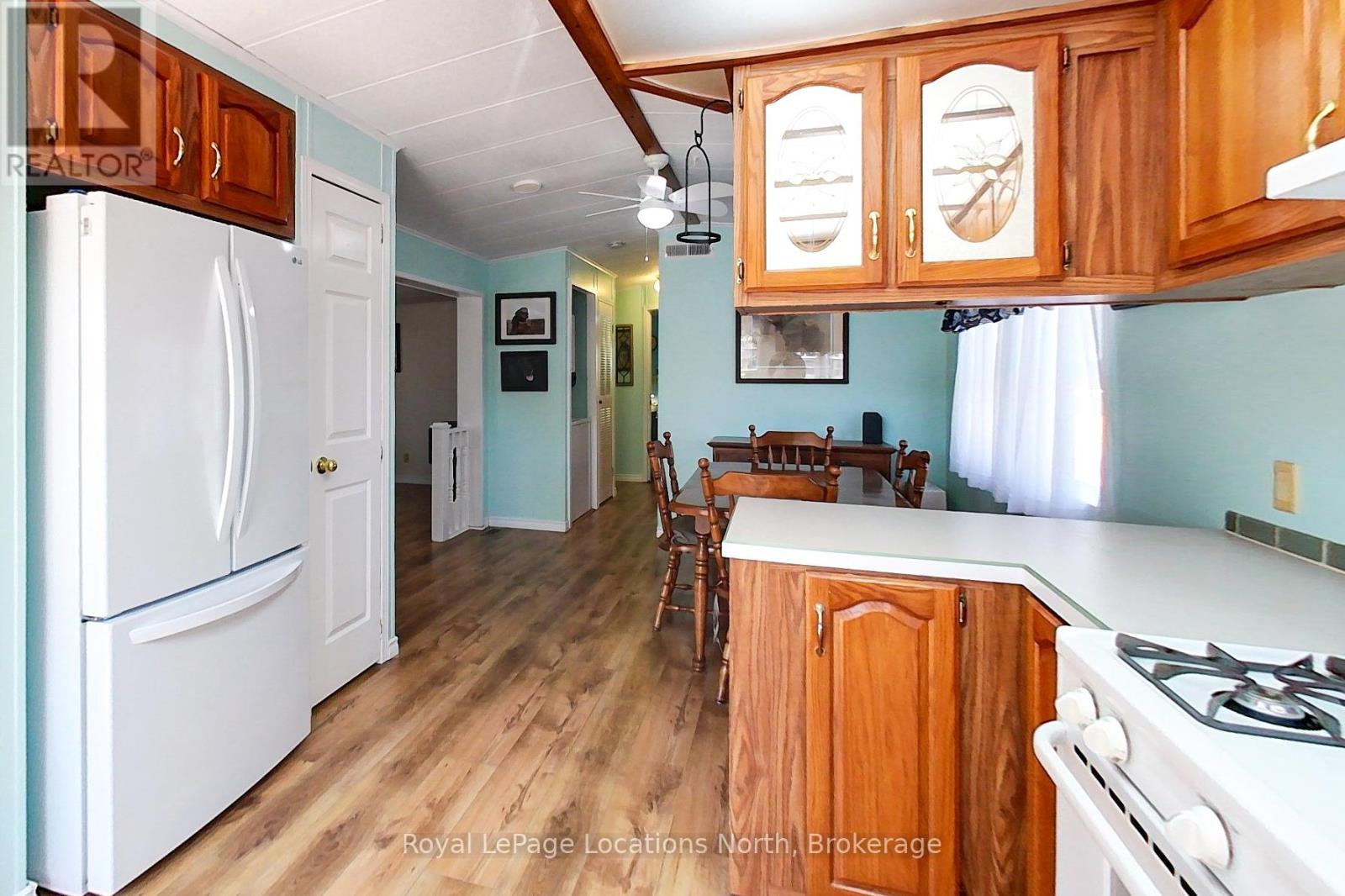 55 Topaz Street, Wasaga Beach, Ontario  L9Z 1X7 - Photo 11 - S13239498