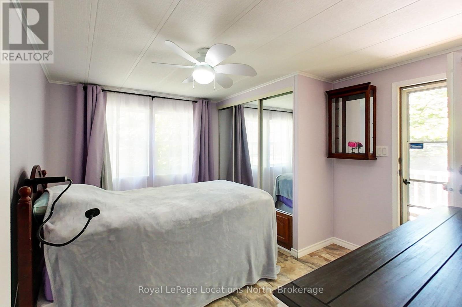 55 Topaz Street, Wasaga Beach, Ontario  L9Z 1X7 - Photo 17 - S13239498