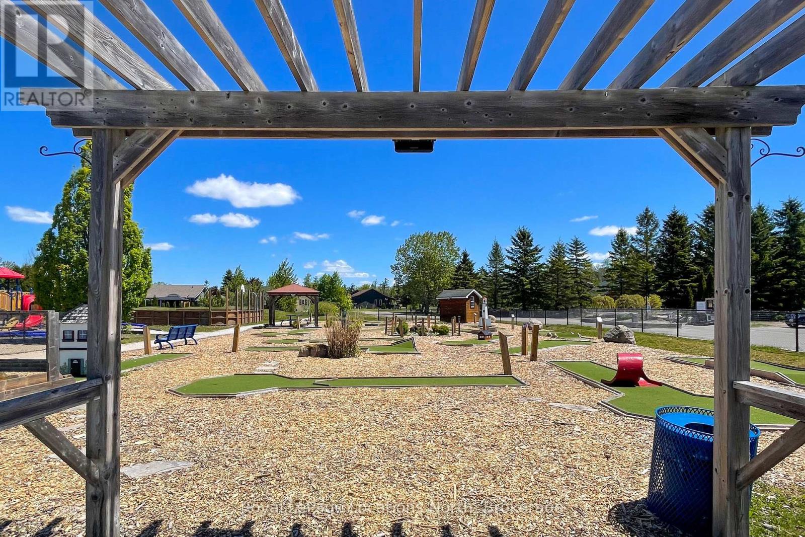 55 Topaz Street, Wasaga Beach, Ontario  L9Z 1X7 - Photo 22 - S13239498