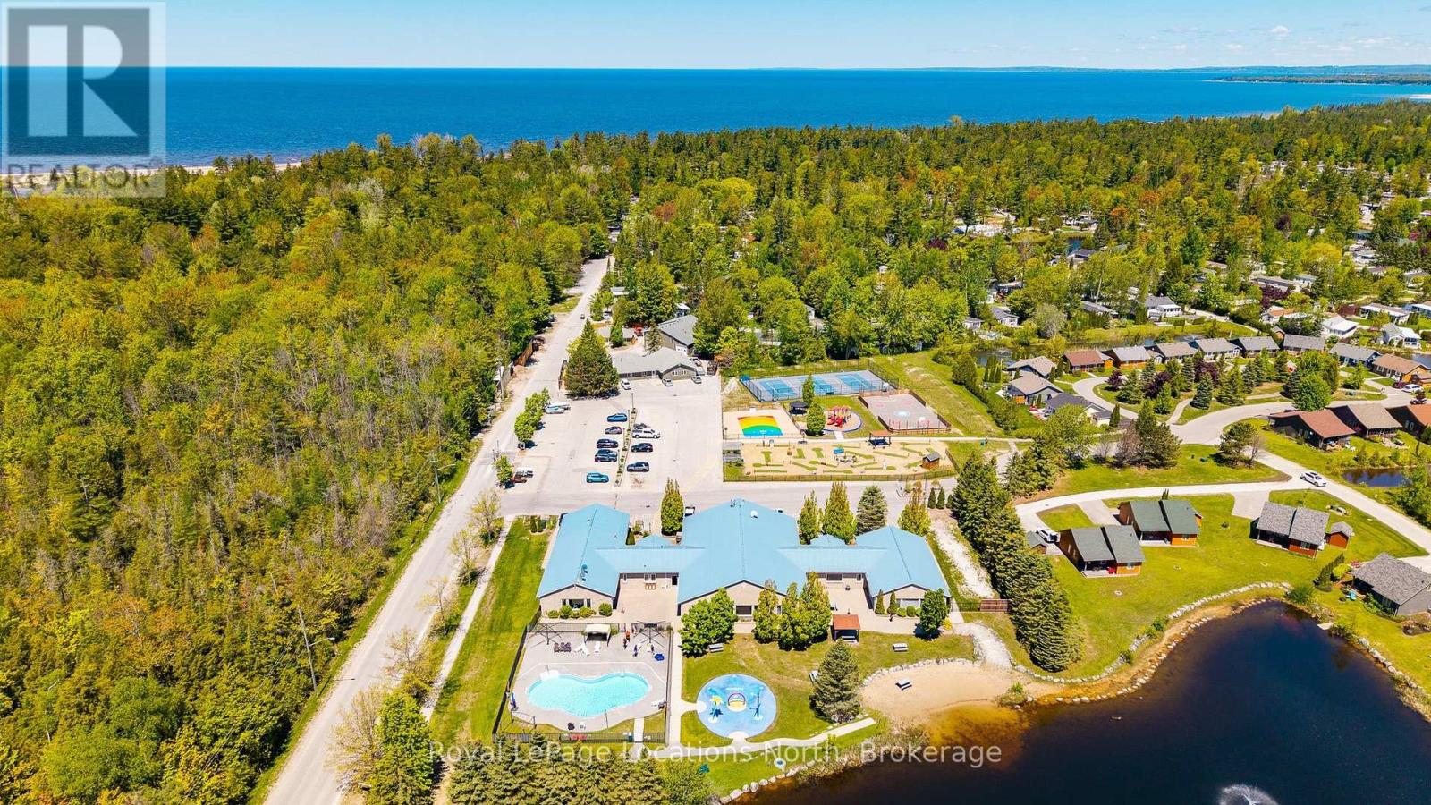 55 Topaz Street, Wasaga Beach, Ontario  L9Z 1X7 - Photo 31 - S13239498