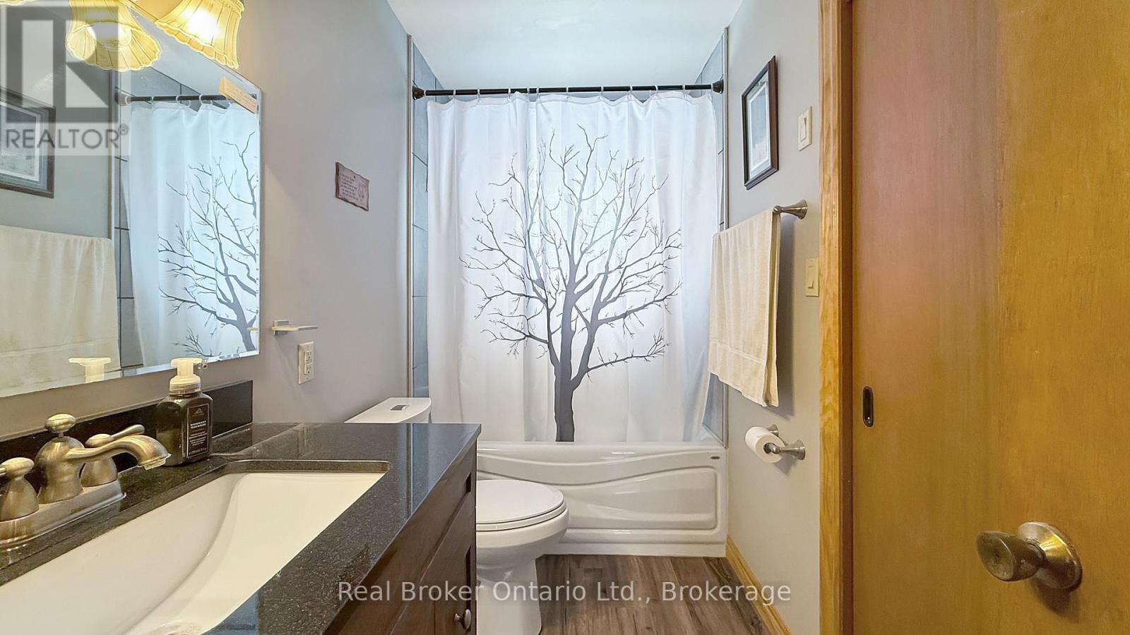 815 Albert Street E, West Grey, Ontario  N0G 1C0 - Photo 12 - X13239520