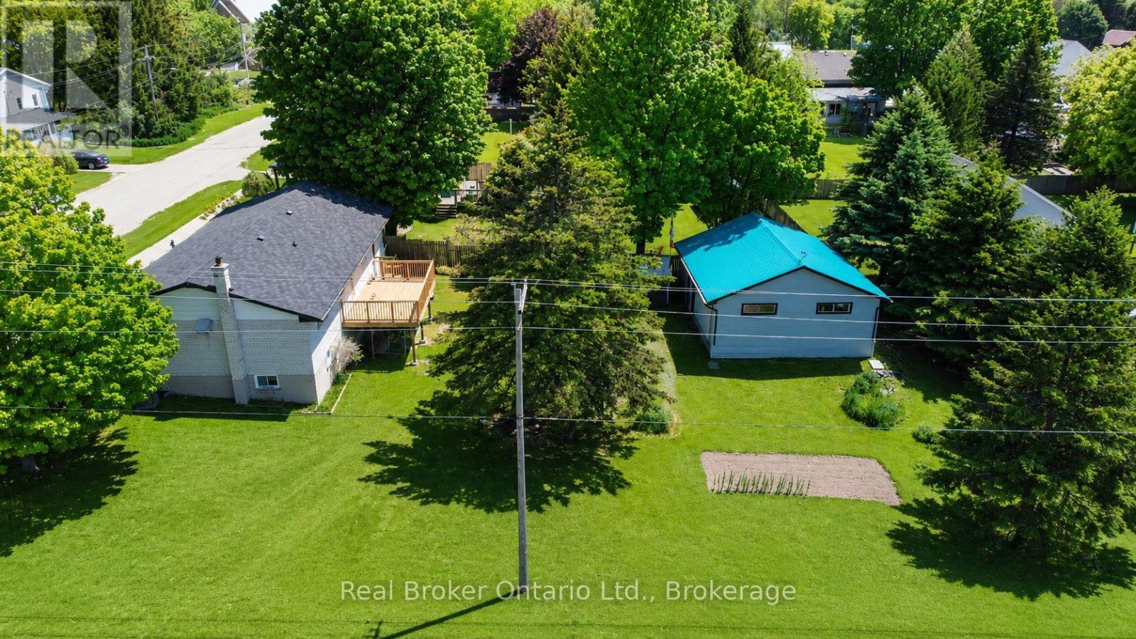 815 Albert Street E, West Grey, Ontario  N0G 1C0 - Photo 2 - X13239520