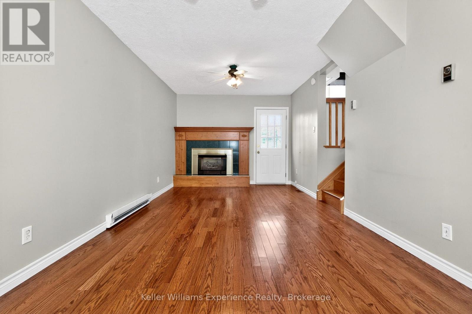 19 Viel Street, Penetanguishene, Ontario  L9M 1J1 - Photo 25 - S13239740