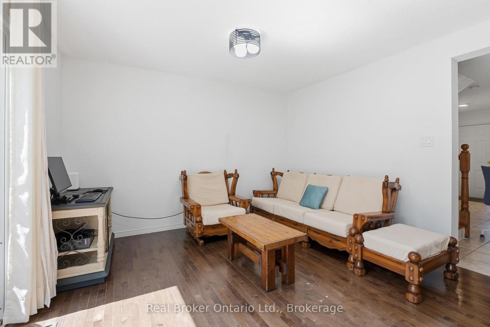 19 - 10 Fallowfield Drive, Kitchener, Ontario  N2C 0A4 - Photo 13 - X13239552