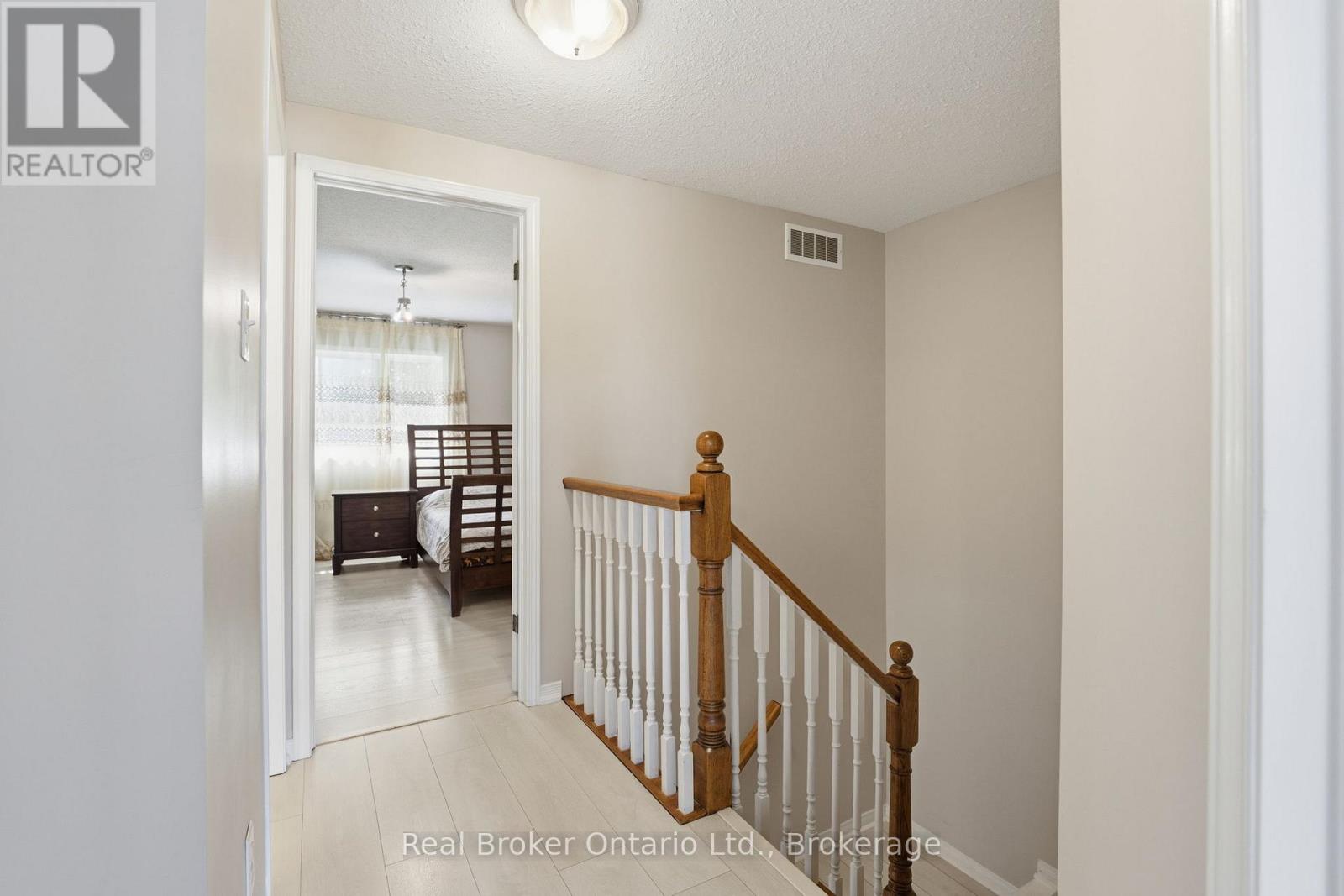 19 - 10 Fallowfield Drive, Kitchener, Ontario  N2C 0A4 - Photo 14 - X13239552