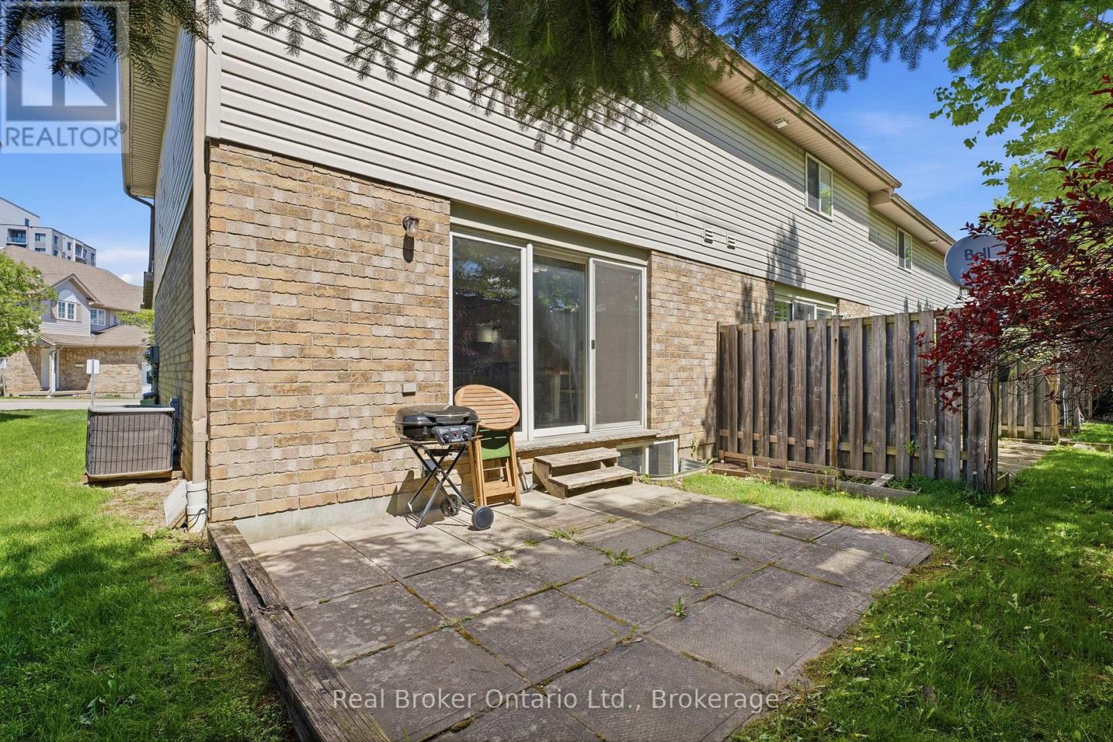 19 - 10 Fallowfield Drive, Kitchener, Ontario  N2C 0A4 - Photo 26 - X13239552