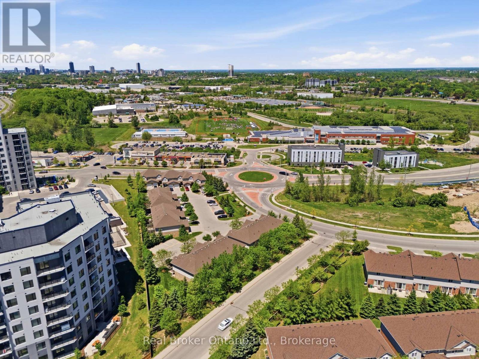 19 - 10 Fallowfield Drive, Kitchener, Ontario  N2C 0A4 - Photo 31 - X13239552