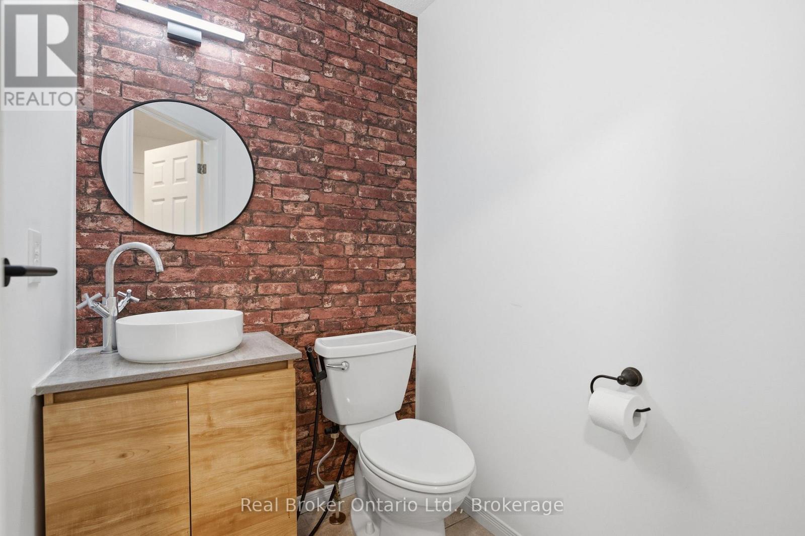 19 - 10 Fallowfield Drive, Kitchener, Ontario  N2C 0A4 - Photo 6 - X13239552