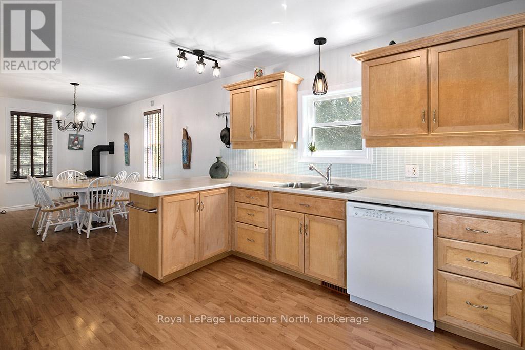 166 Raglan Street, Grey Highlands, Ontario  N0C 1E0 - Photo 12 - X13239728