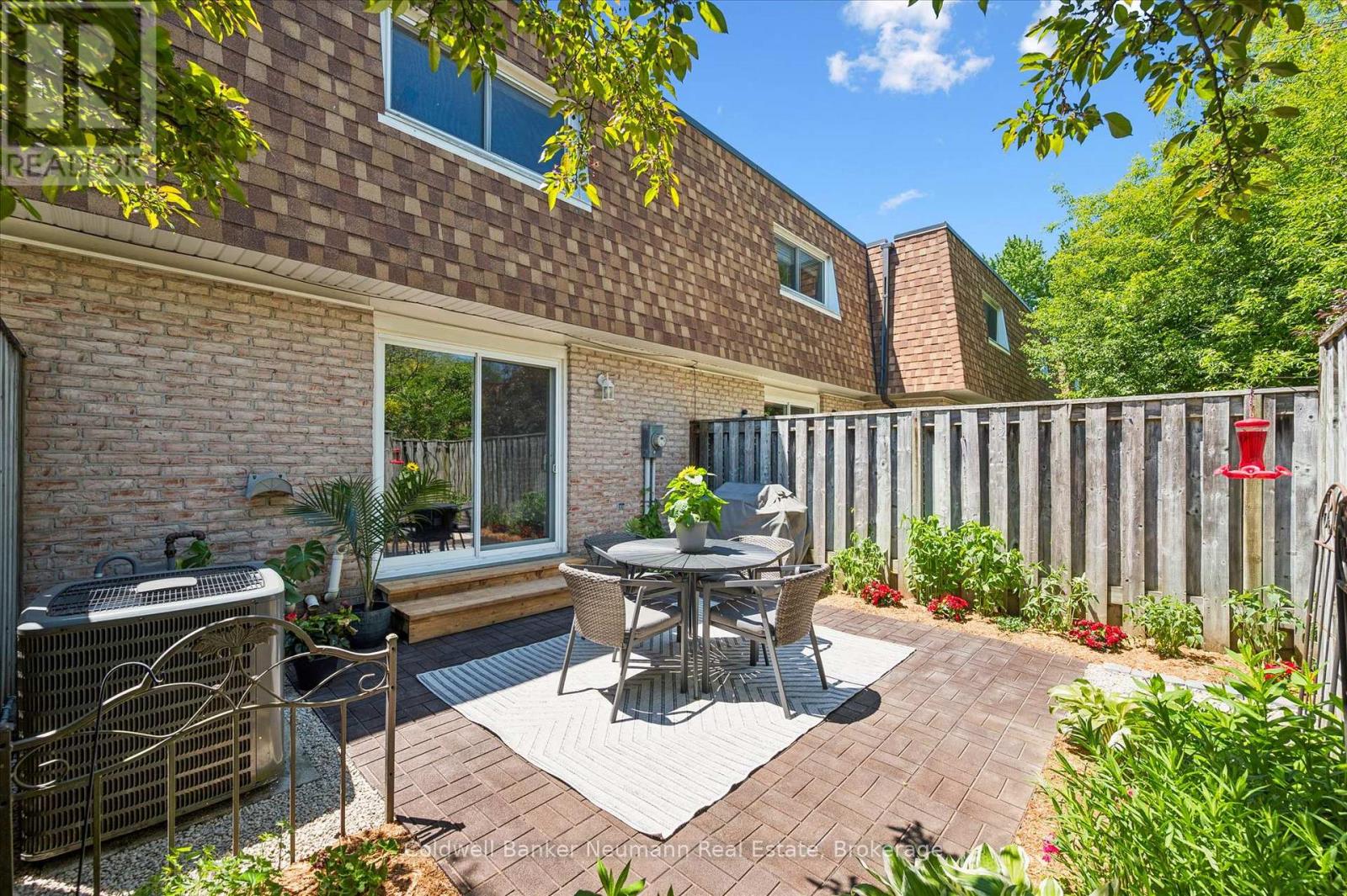 24 - 383 Edinburgh Road S, Guelph, Ontario  N1G 2K7 - Photo 2 - X13239768