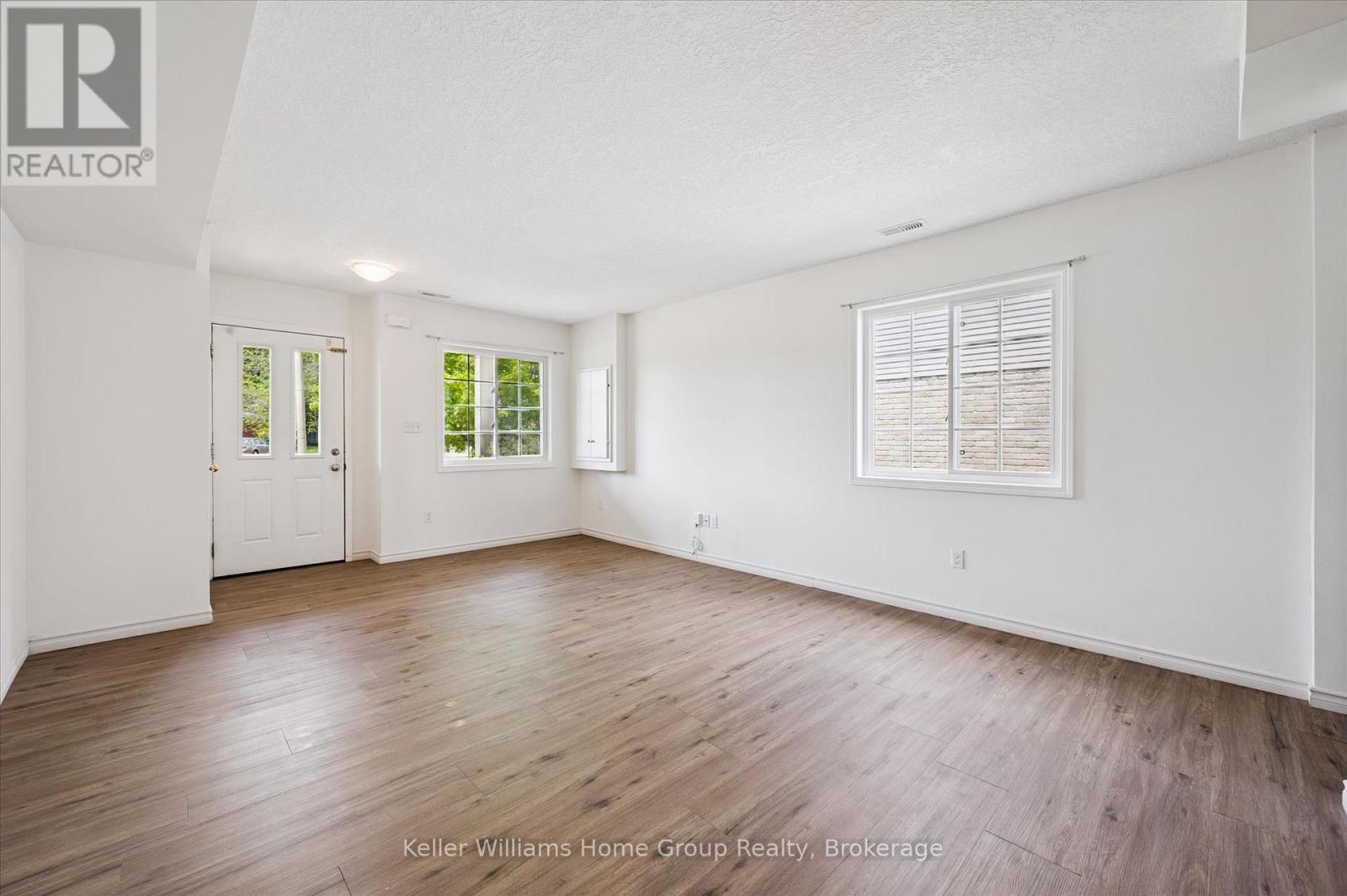 3 - 35 Mountford Drive, Guelph, Ontario  N1E 0G6 - Photo 8 - X13239914