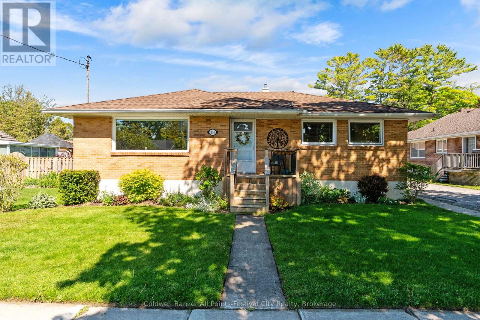 153 Warren Street, Goderich, Ontario  N7A 3W5 - Photo 3 - X13239938