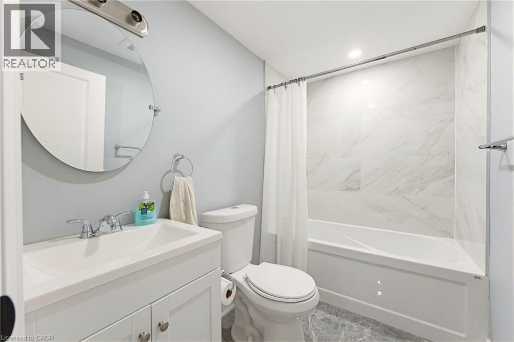 17 Broadmore Avenue, St. Catharines, Ontario  L2M 6A4 - Photo 27 - 40836509