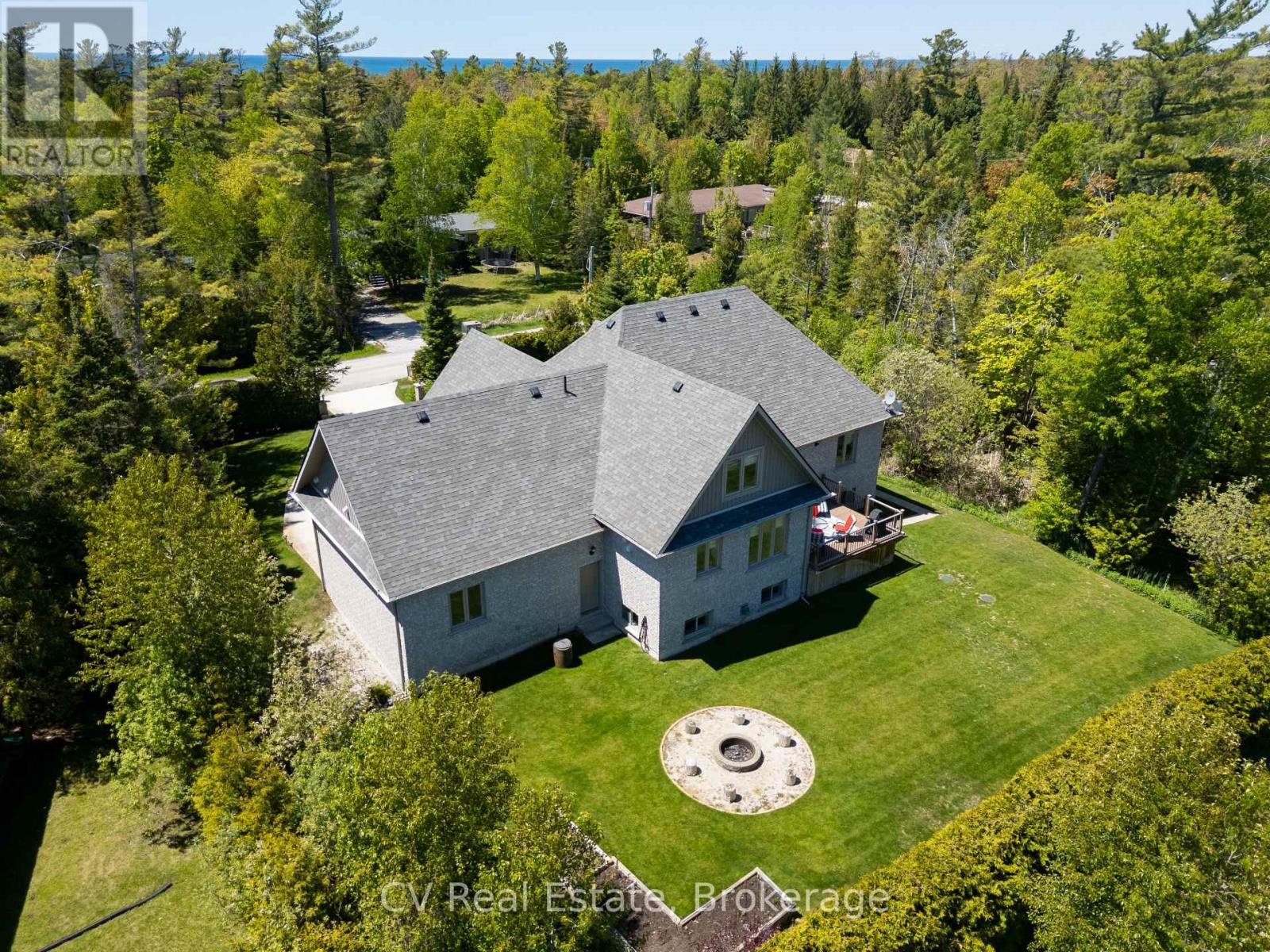 180 St. Edmunds Crescent, South Bruce Peninsula, Ontario  N0H 2G0 - Photo 6 - X13240714