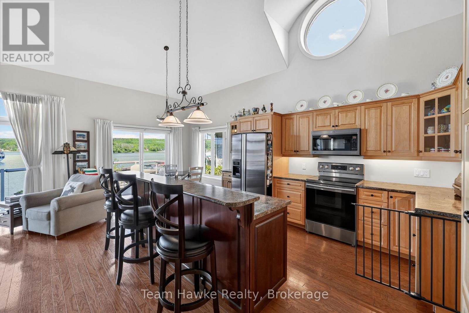 8 - 2 Beck Boulevard, Penetanguishene, Ontario  L9M 2J4 - Photo 10 - S13241312