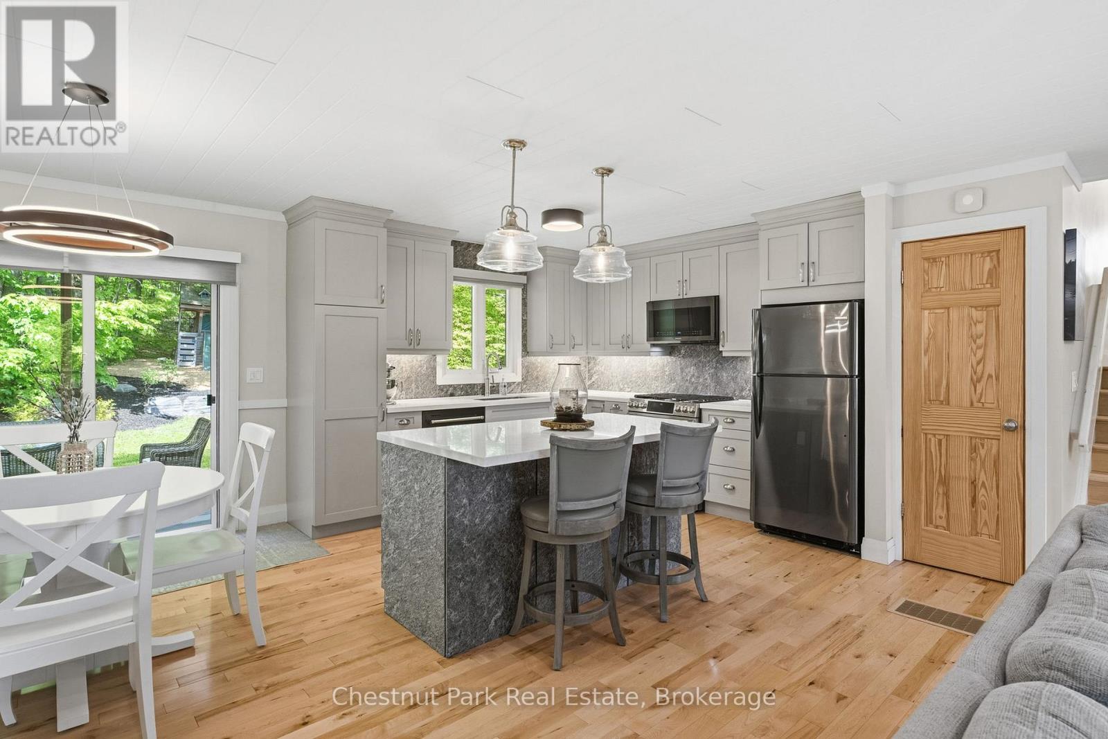22 Morgan Heights Drive, Huntsville, Ontario  P1H 1B7 - Photo 10 - X13241246