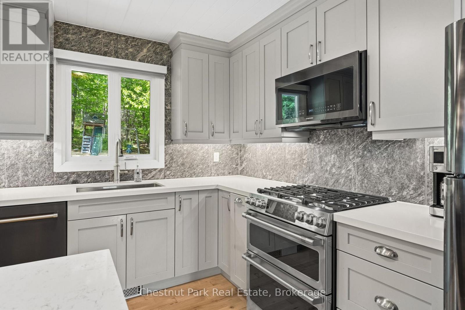 22 Morgan Heights Drive, Huntsville, Ontario  P1H 1B7 - Photo 13 - X13241246