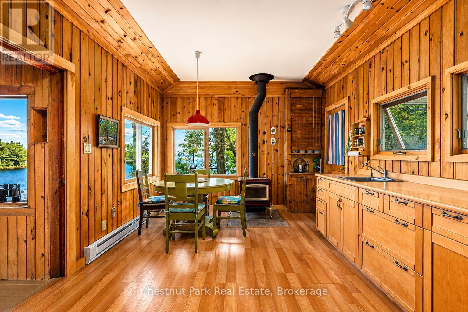 26 Taylor Island 26lm, Gravenhurst, Ontario  P1P 1R2 - Photo 8 - X13241428