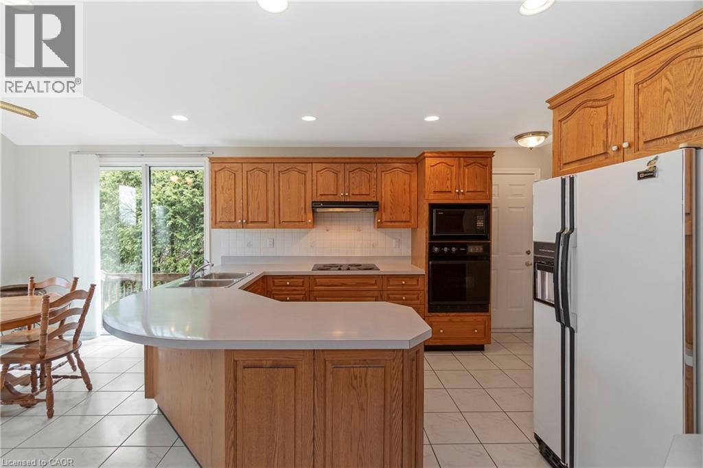 36 Buckingham Drive, Hamilton, Ontario  L9C 2G5 - Photo 15 - 40836783