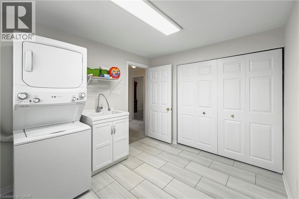 36 Buckingham Drive, Hamilton, Ontario  L9C 2G5 - Photo 24 - 40836783