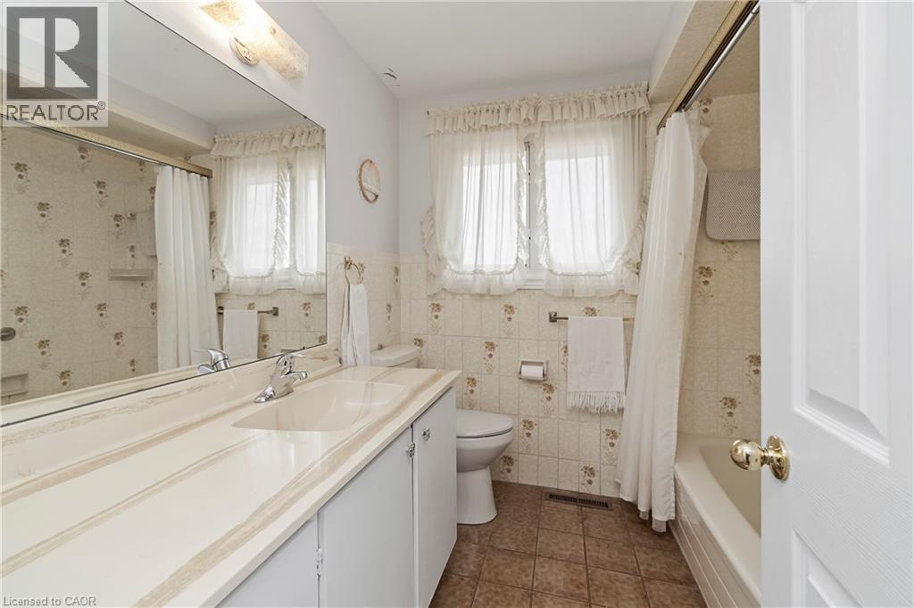 36 Buckingham Drive, Hamilton, Ontario  L9C 2G5 - Photo 26 - 40836783