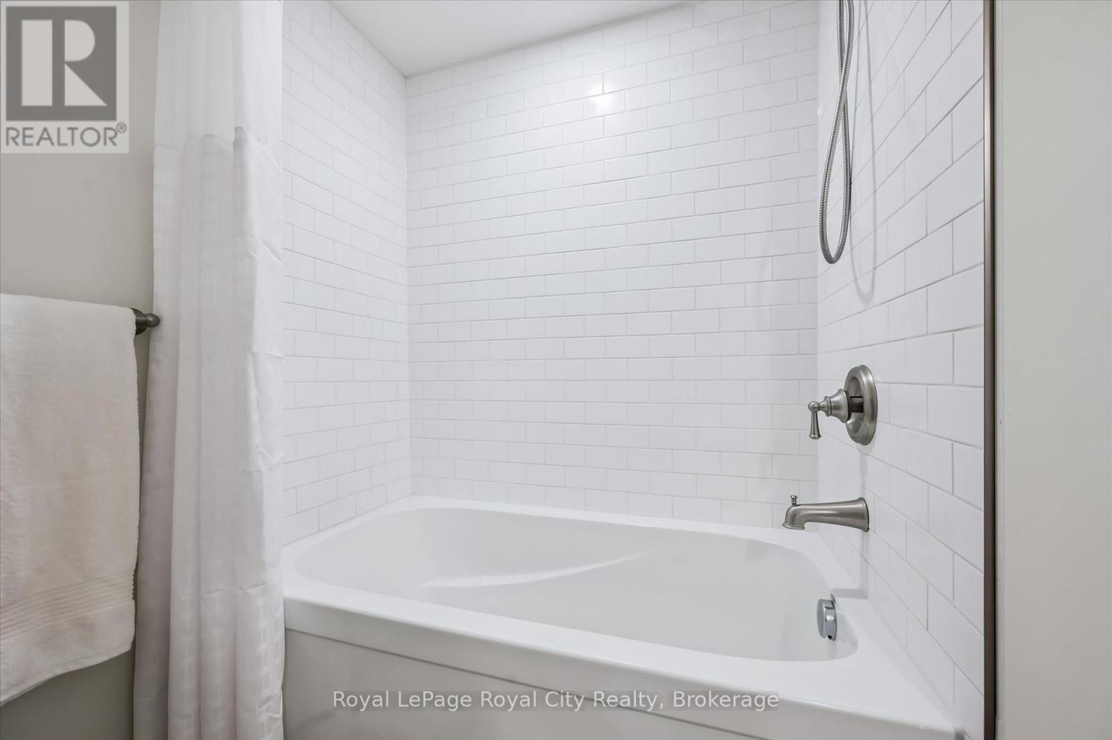 103 Gilkison Street, Centre Wellington, Ontario  N0B 1S0 - Photo 34 - X13241536