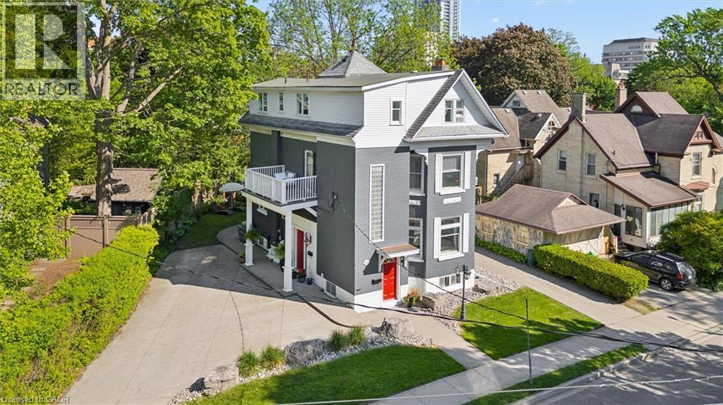 149 Young Street, Kitchener, Ontario  N2H 4Z5 - Photo 3 - 40833489