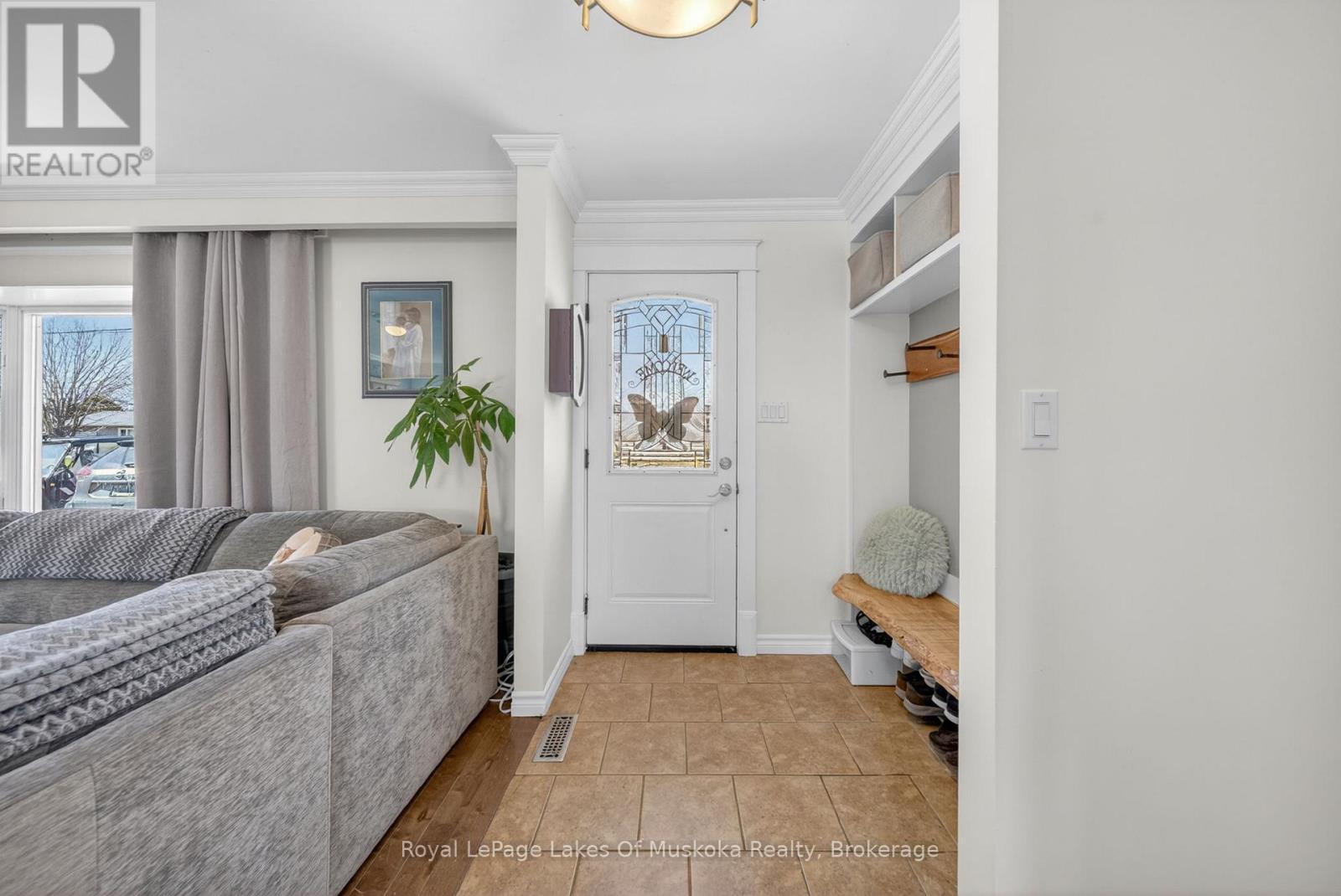 271 Lakeland Crescent, Brock, Ontario  L0K 1A0 - Photo 4 - N13242140